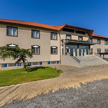 Stejarii Resort Ineu  Exterior photo